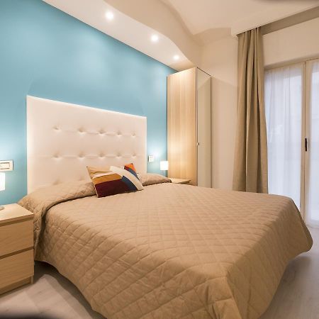 Hotel Levante Rimini Exteriör bild